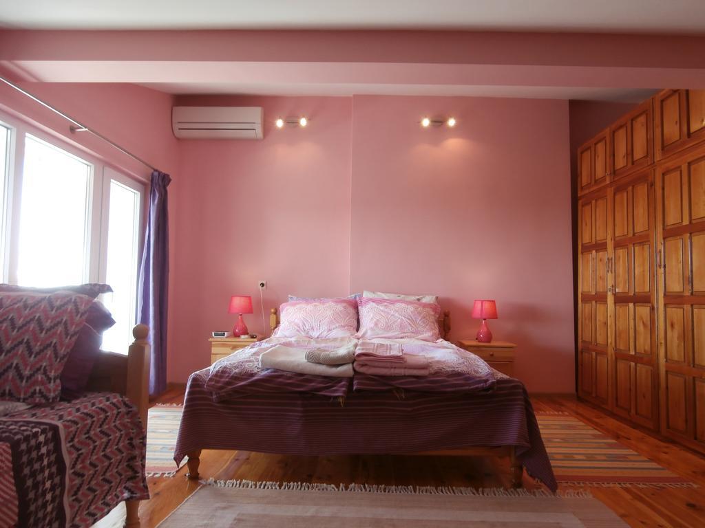 Apartments In House Silent Nature Sandanski Habitación foto
